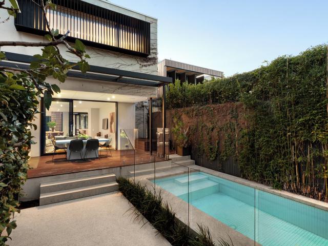 Architectural Living with Entertainer Focus