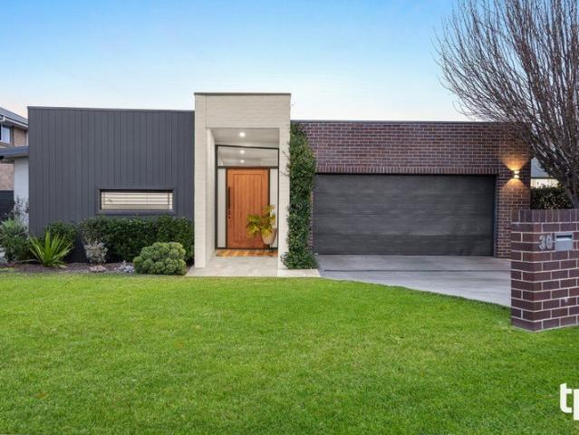 Architectural Pedigree, Luxury Family Credentials, and a View to Savour