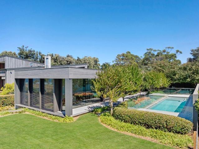 Architectural Precision on Premier Golf Frontage