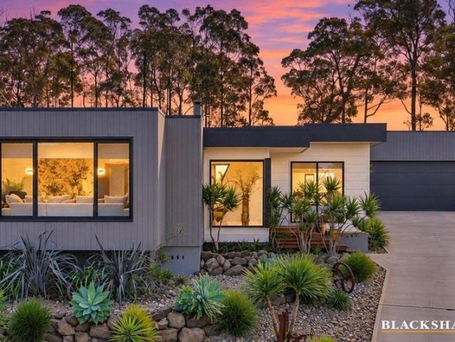 Architectural Presence, Everyday Ease