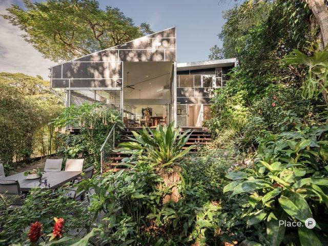 Architectural Retreat Framed by Nature