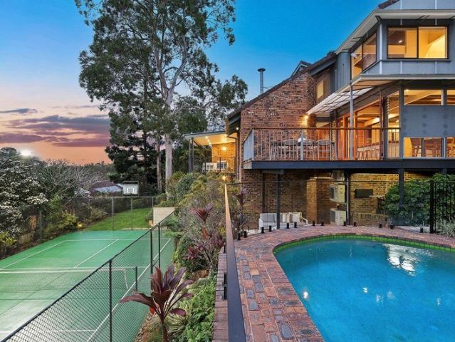 Architectural Retreat with Pool & Panoramic Views