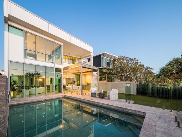Architectural Riverfront Prestige in a Prime Bulimba Location