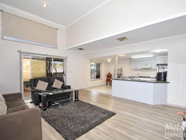 Architectural Style Meets Smart Returns
