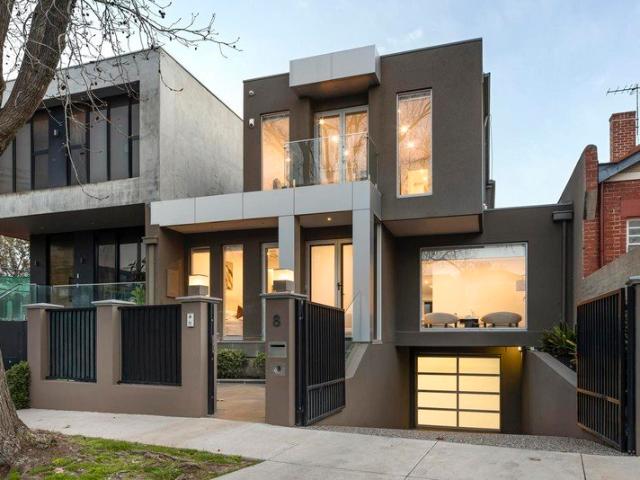 Architectural Sophistication, Effortless Living