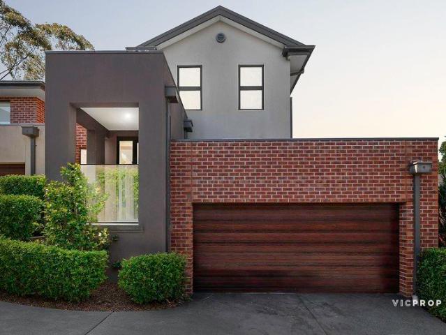 Architectural Sophistication in the Beverley Hills Primary School Zone