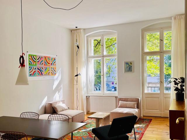 Architectural 2 Room Apartment Close to Weserstrasse, Berlin Amsterdam Apartments for Rent