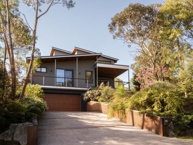 Architecturally Crafted Residence Overlooking Blackheath Golf Course
