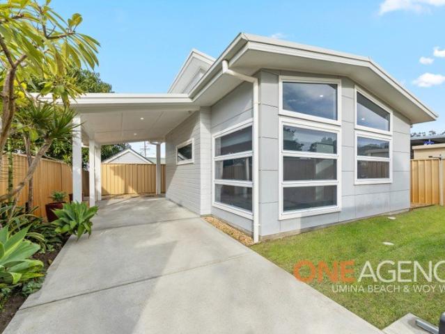 Architecturally Designed 2 Bedroom home !