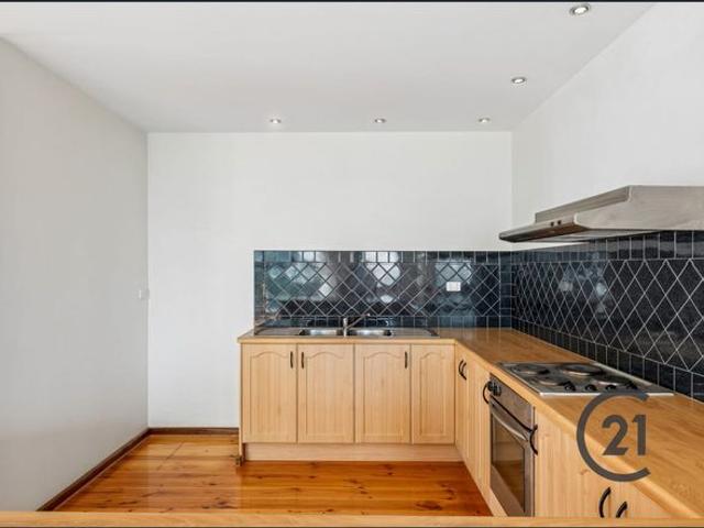 Architecturally Designed Coastal Living in the Heart of Semaphore