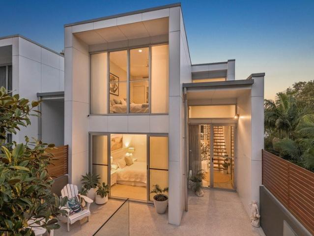 Architecturally designed coastal living in the heart of Terrigal