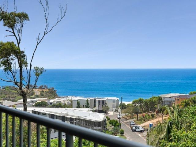 Architecturally Designed Coastal Luxury with Uninterrupted Ocean Views 4 Bed, 3 Bath, 2 Car