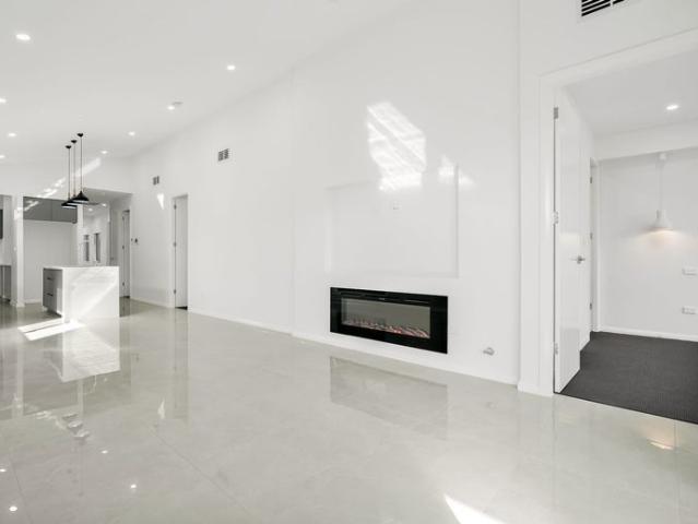 Architecturally Designed Family Home in Prime Location
