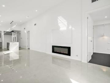 Architecturally Designed Family Home in Prime Location