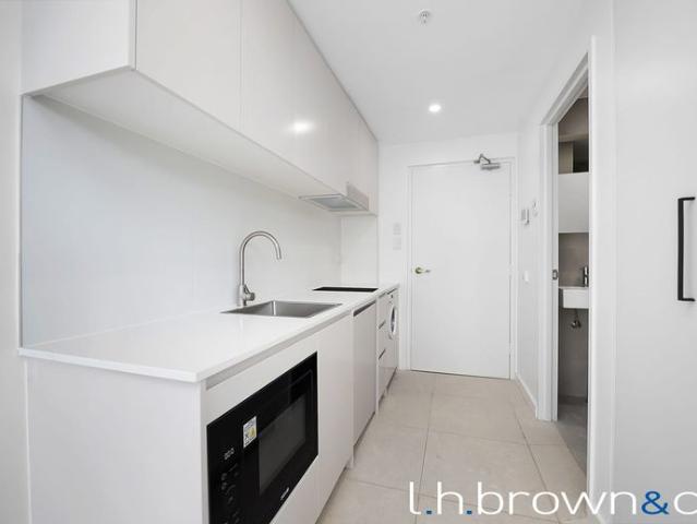 Architecturally Designed, Furnished Studio in Prime Location
