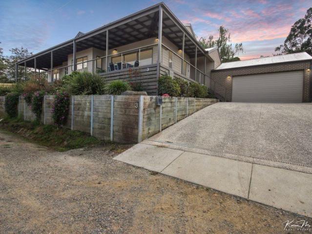 Architecturally Designed Living with Breathtaking Views