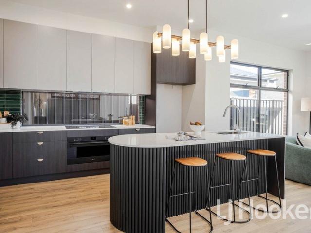 Architecturally Designed Luxury in Grange!