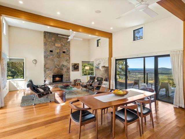 Architecturally Designed Sanctuary with Sweeping Coastal Views