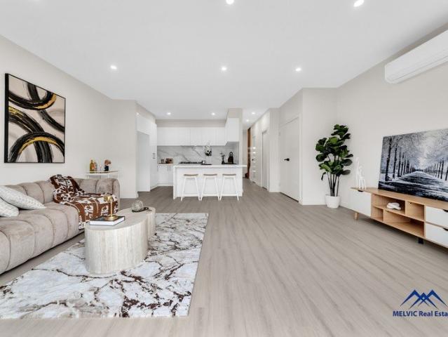 ARCHITECTURALLY DESIGNED PARK FRONT FRONT LIVING NO BODY CORPORATE