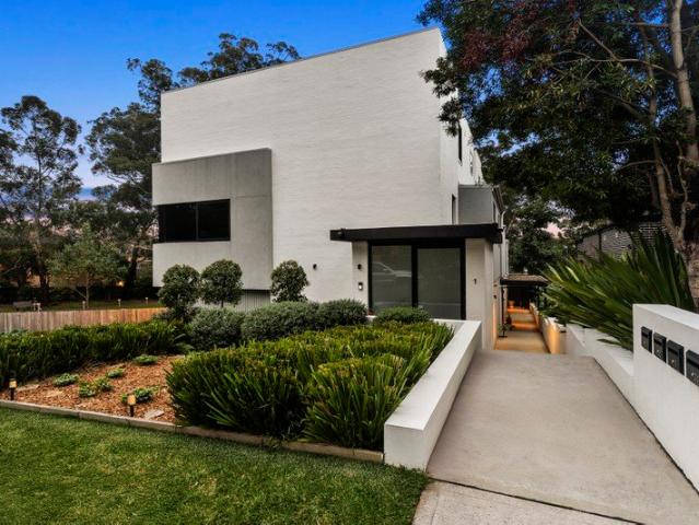 Architecturally Designed Townhouse with Private Lift