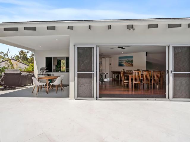 Architecturally Stunning Ex Display Home – Family Perfection with Designer Flair