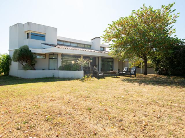 ARCHITECTURE CONTEMPORAINE 1996 MAISON LATRESNE