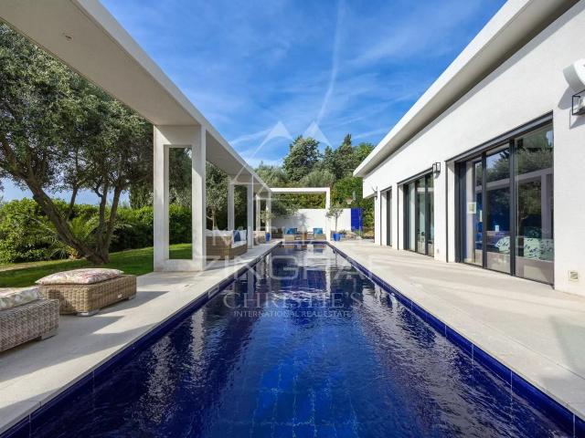 Architecture contemporaine & vues panoramiques 220m² Le Tignet