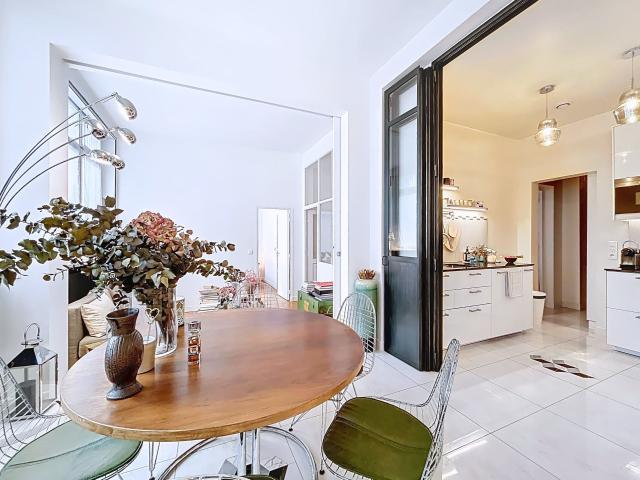 Architect designed apartment – Le Marais