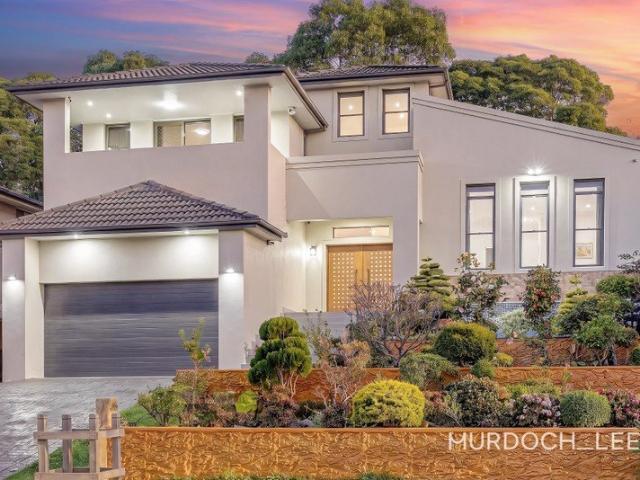 Architect Designed Double Brick Entertainer With High Ceiling, Stunning View & Top Designer Front/Back Gardens. CTHS and ODPS Zone. Walk to Metro Bus