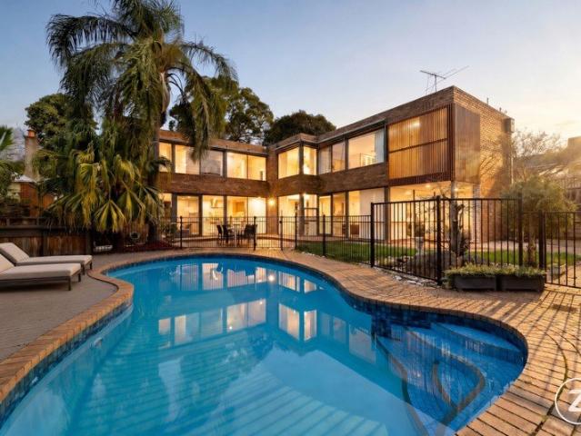 Architect Designed Family Excellence with North Facing Gardens on 975sqm approx