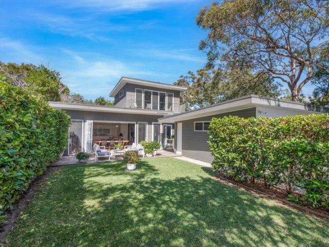 Architect designed family home with north facing entertaining