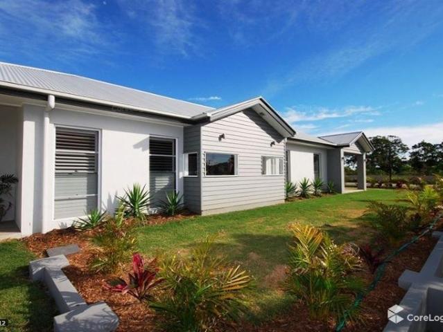 ARCHITECT DESIGNED FAMILY HOME WITH RESORT STYLE AMENITIES