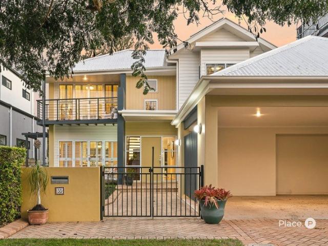 Architect Designed Family Living on 607sqm in Chelmer's Prestigious River Precinct