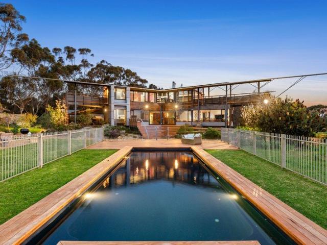 Architect Designed Masterpiece with Sweeping Bay Views