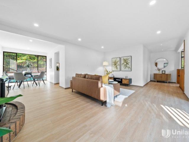 Architect Designed Sanctuary with Sweeping Bush Views on large block