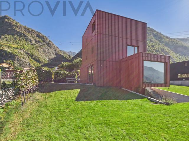 Architektur mit Charakter – aussergewöhnliche Designvilla in Riddes