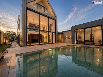 Architektur. Privatsphäre. Perfektion. Luxuriöse Architekten Villa mit einzigartigem Magic Pool und Premium Ausstattung!