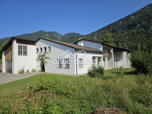 Architektenhaus / Anwesen in besonderer Lage