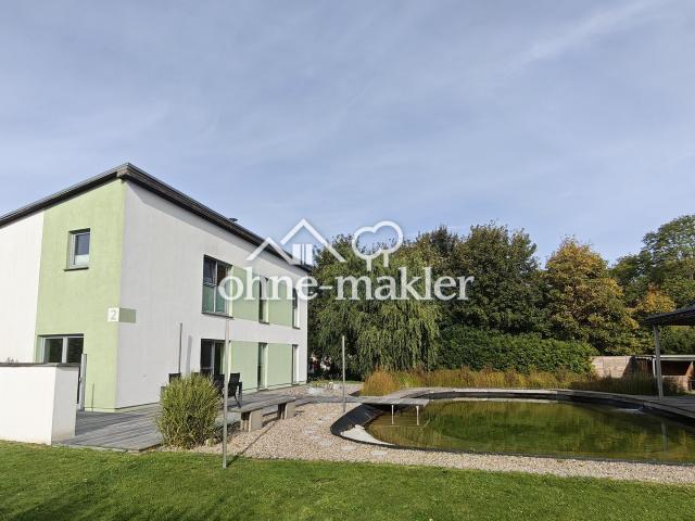 Architektenhaus mit Naturteich, Sauna, Solar + vielseitigem Nebengebäude