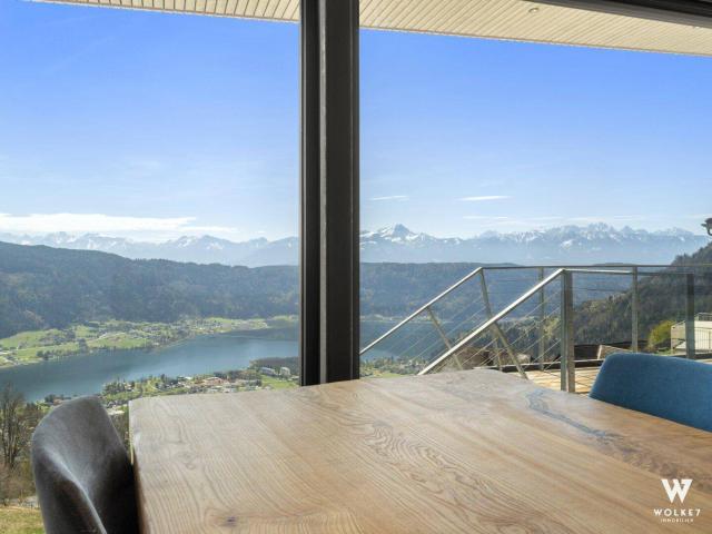 Architektenhaus mit wunderbaren Panorama auf See und Bergwelt