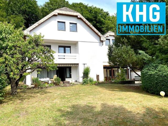 ARCHITEKTENHAUS MIT 9 ZIMMER UND TOLLER AUSSICHT ZUM REDUZIERTEN KAUFPREIS