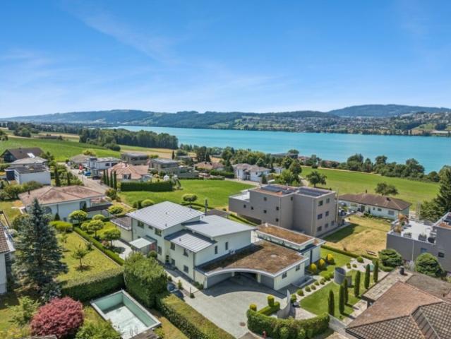 Architektenvilla mit Hallenbad & Seeblick