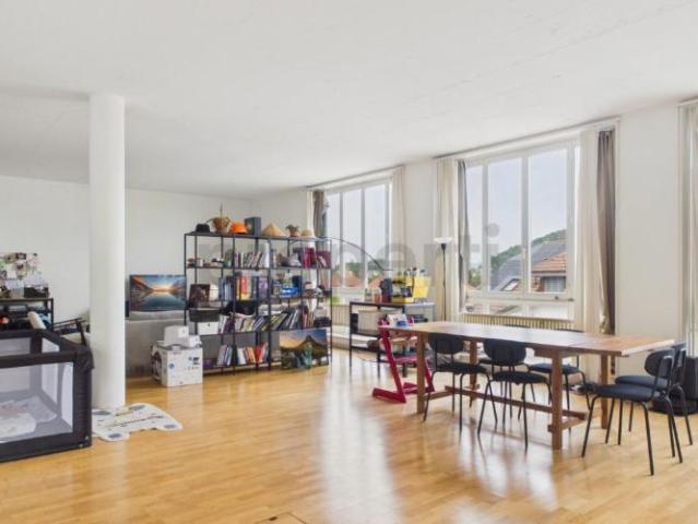 Architektonisch prämierte Liegenschaft, 165 m² Wohnfläche und privater 50 m² Innenhof