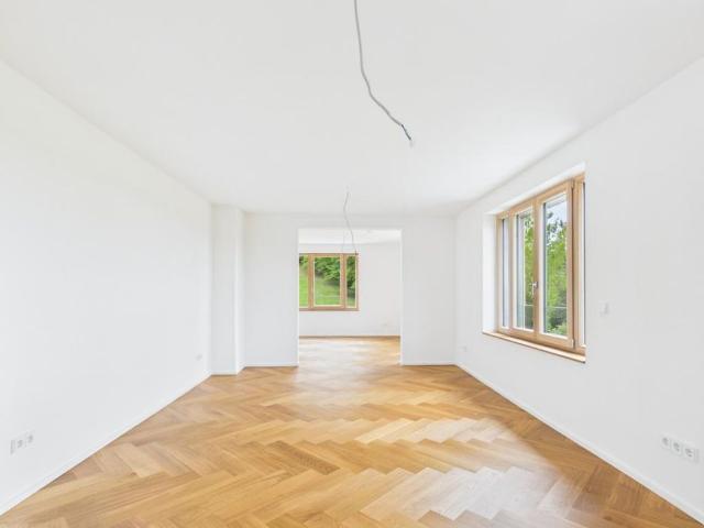 Architektonisch reizvolle Maisonettewohnung unterhalb der Altenburg mit Weitblick