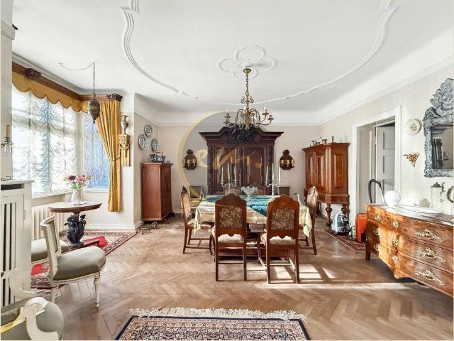 Historische Villa mit Charakter und Raum für neue Wohnideen