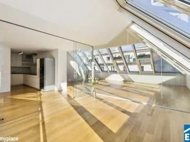 Architektonisches Meisterstück über den Dächern Wiedens