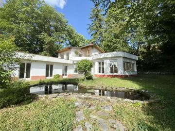 Architektonischer Charme in einer der begehrtesten Wohnlagen von Graz
