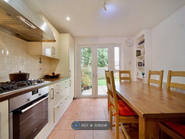 Archway, Archway N19, 3 bed terraced house to rent, £3,800 pcm | PrimeLocation