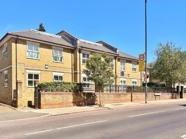 Archway Road, Highgate N6, 1 bed flat to rent, £1,750 pcm | PrimeLocation