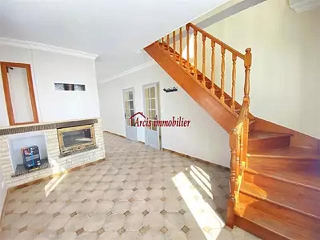 Arcis sur Aube 10700 Location appartement 6 pièces t6